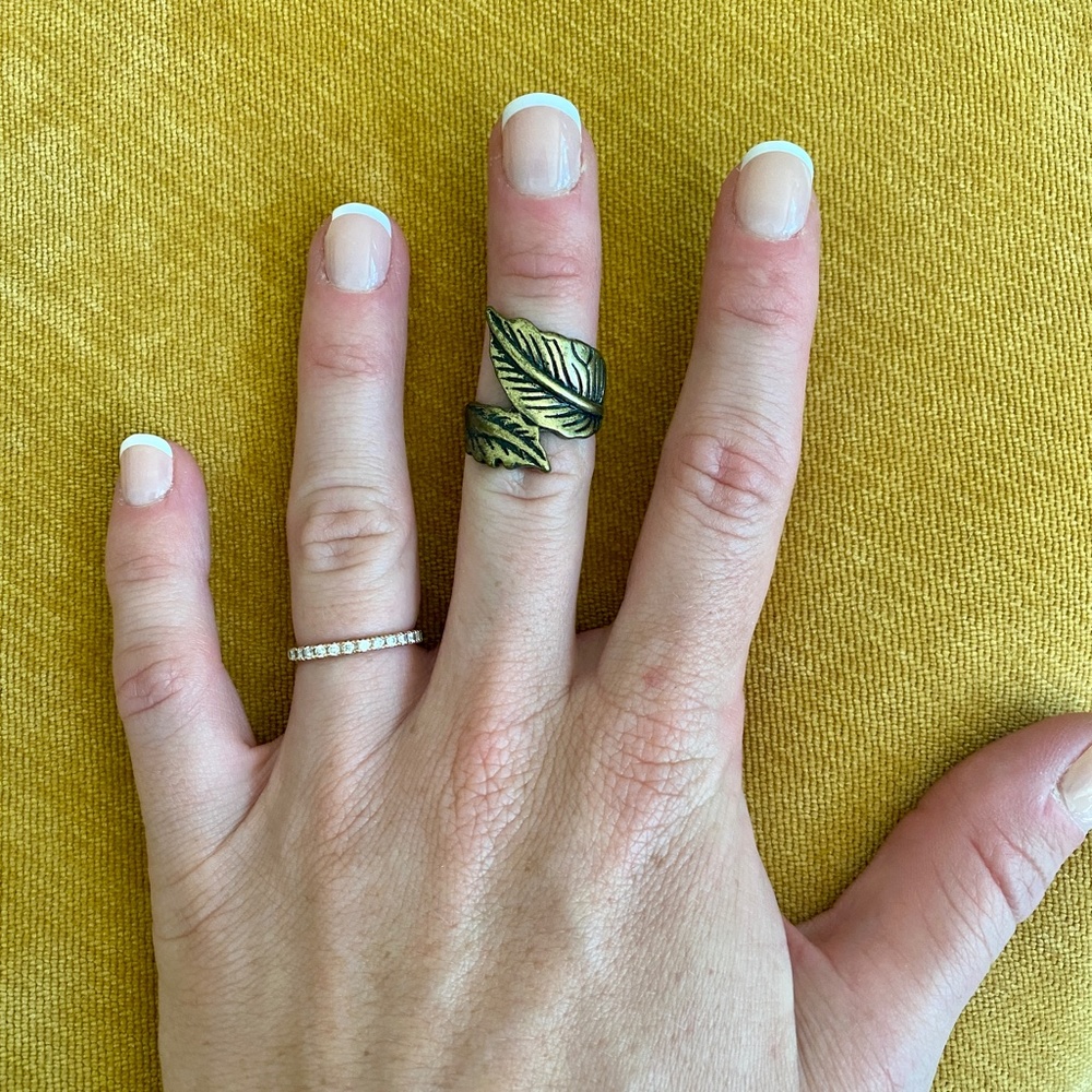 Leaf Ring - Picture 4 of 5